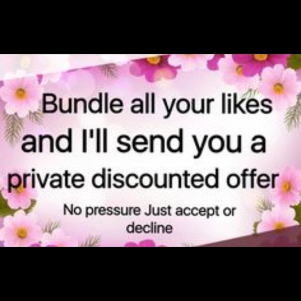 Boho 3 Layer Necklace Moon with Lucky Hand - Picture 5 of 8